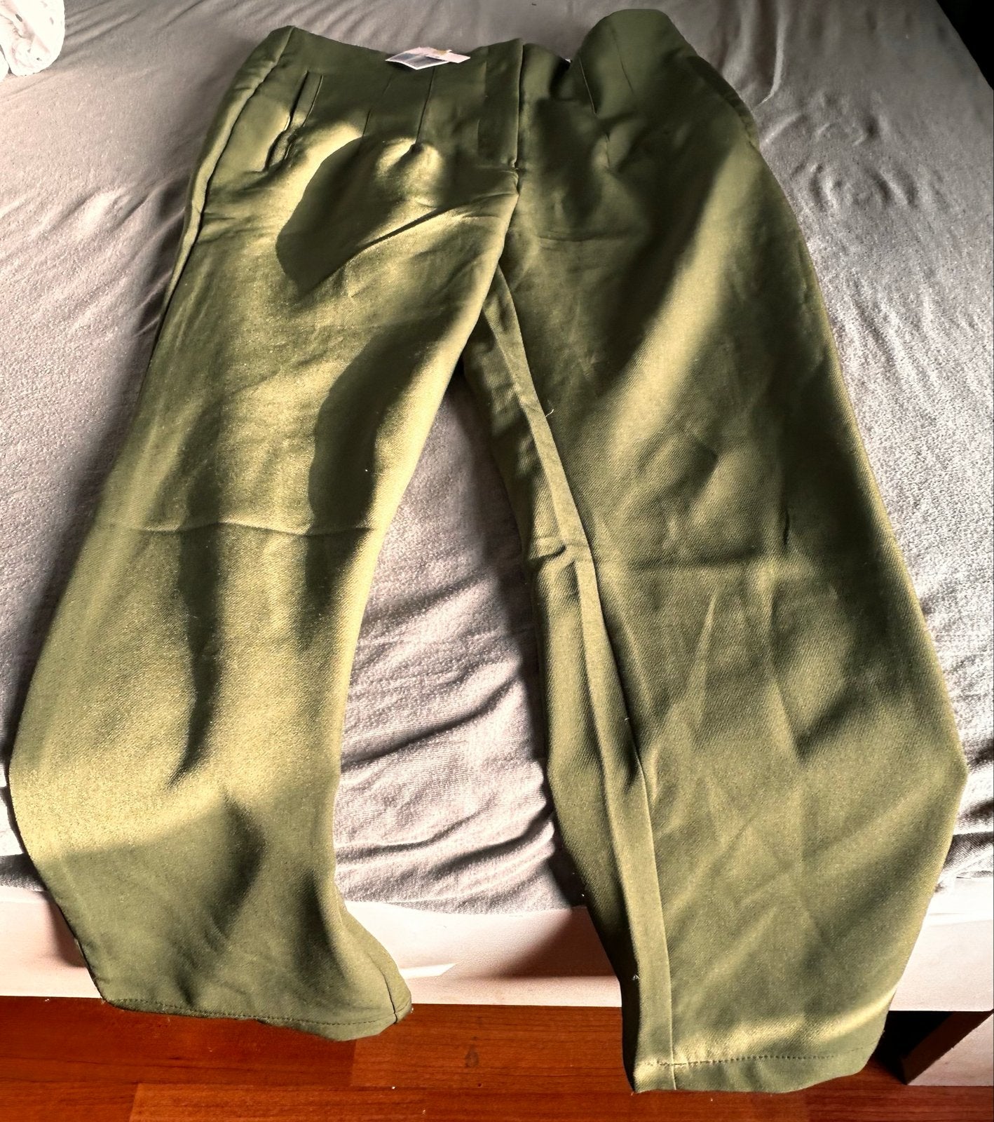 Nieuwe Janina broek maat 44/46 (XL) in olijfgroen, Maat 46/48 (XL) of groter, Nieuw, Ophalen of Verzenden, Lang