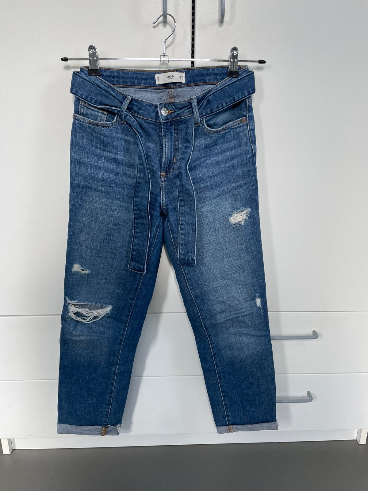 Spijkerbroek van Mango, Kleding | Dames, Ophalen of Verzenden, Zo goed als nieuw, Blauw, W27 (confectie 34) of kleiner