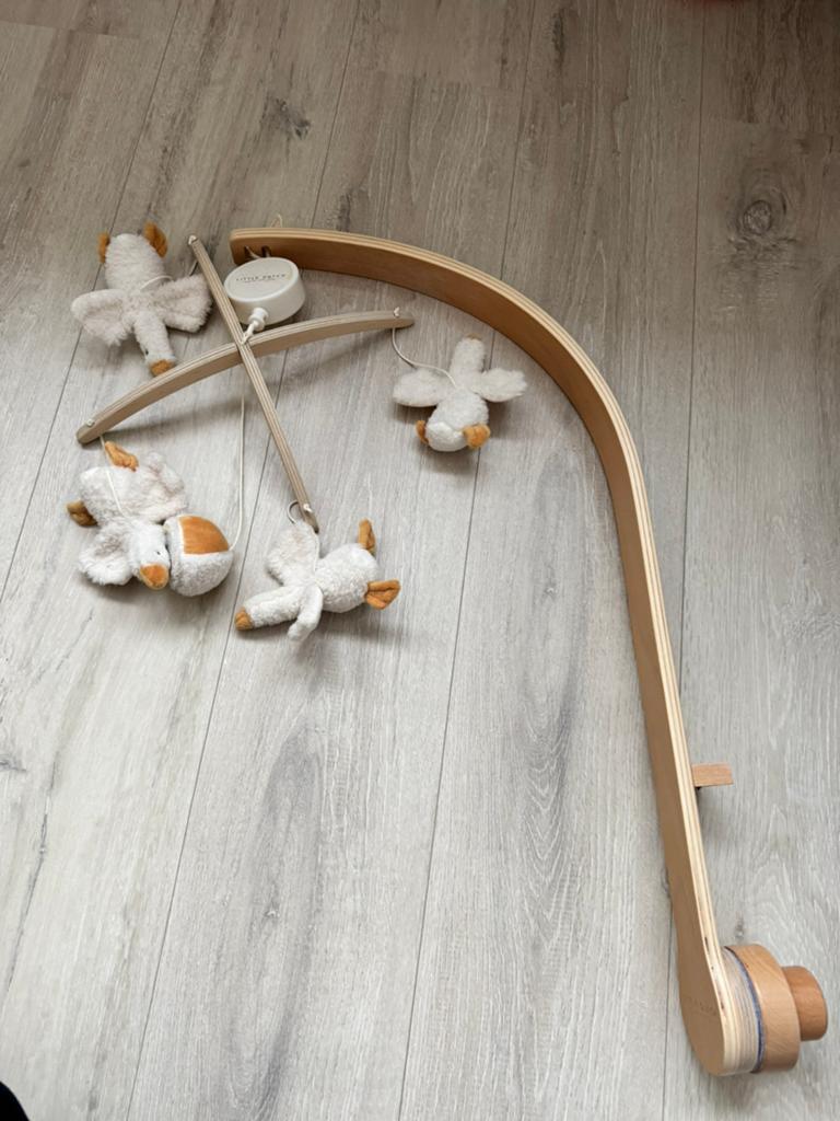 Little Dutch houten muziek mobiel, Ophalen, Zo goed als nieuw, Mobiel, Met geluid