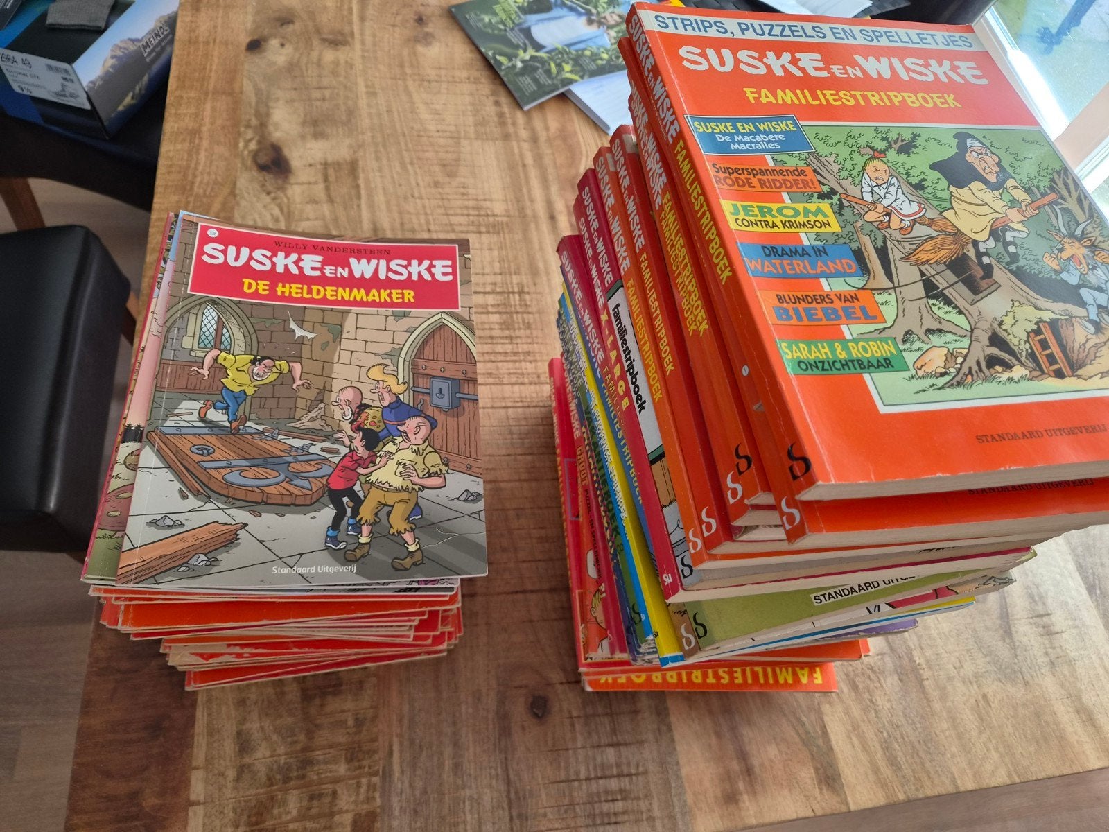 Suske en Wiske, 56x gewone strips+familie stripboeken, Meerdere stripboeken, Ophalen of Verzenden, Gelezen