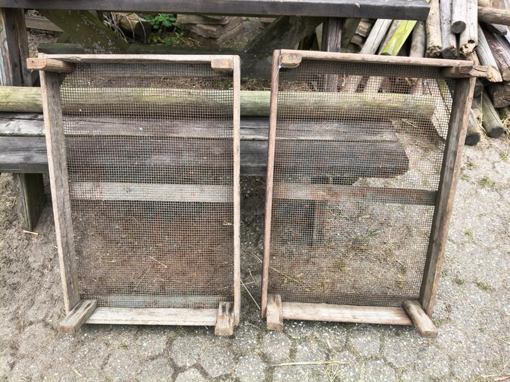 Bollenkratjes, Ophalen