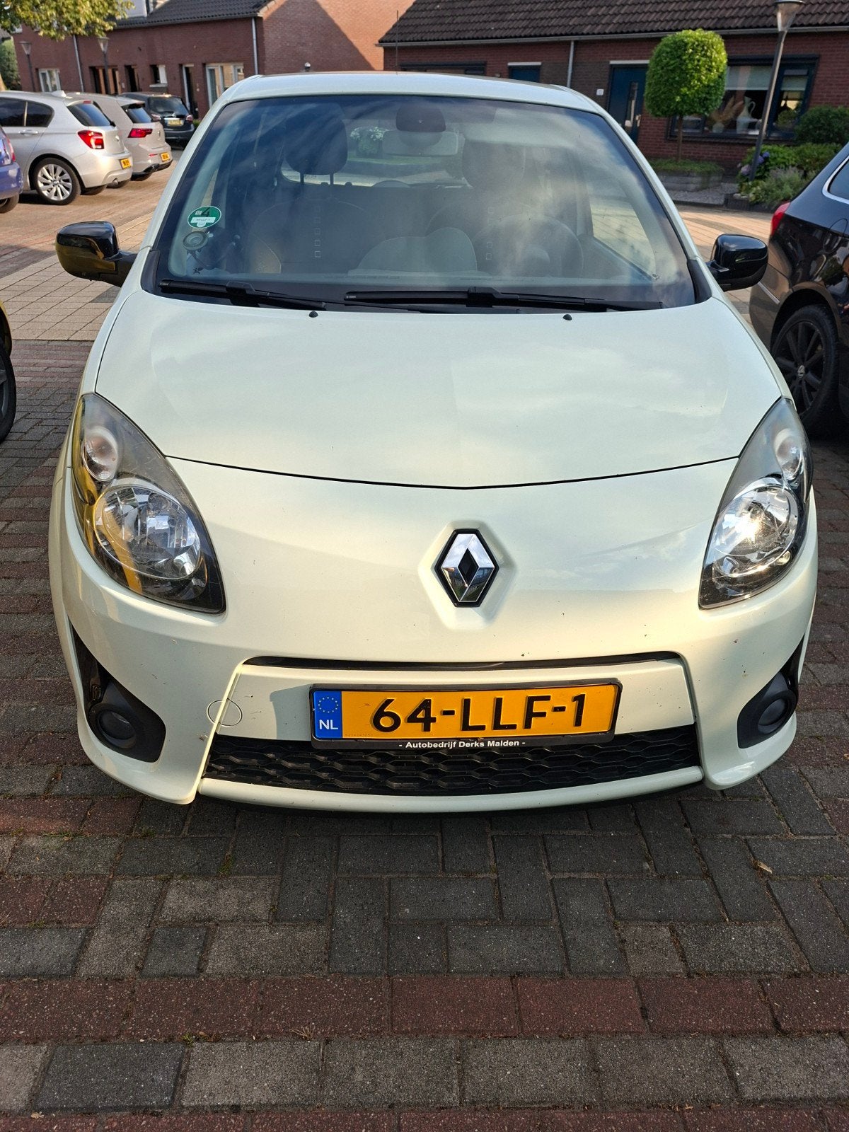 Renault Twingo 1.2 16V 2010 Wit, 839 kg, Twingo, 4 cilinders, 4 stoelen