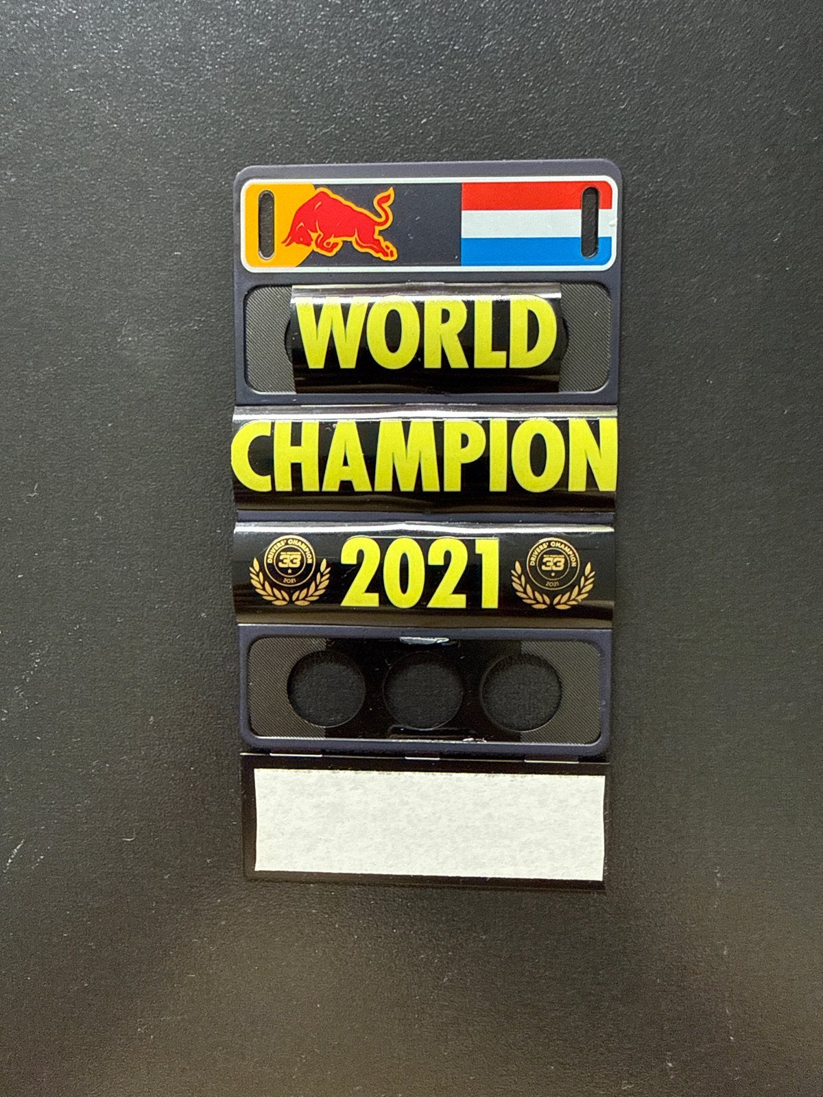 WK overwinningsbordje Max Verstappen 2021 schaalmodel 1:12, Verzamelen, Ophalen, Nieuw, Formule 1