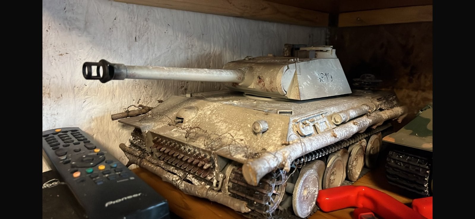 Grote collectie RC tanks met afstandsbedieningen en onderdel, Hobby en Vrije tijd, Modelbouw | Auto's en Voertuigen, Gebruikt