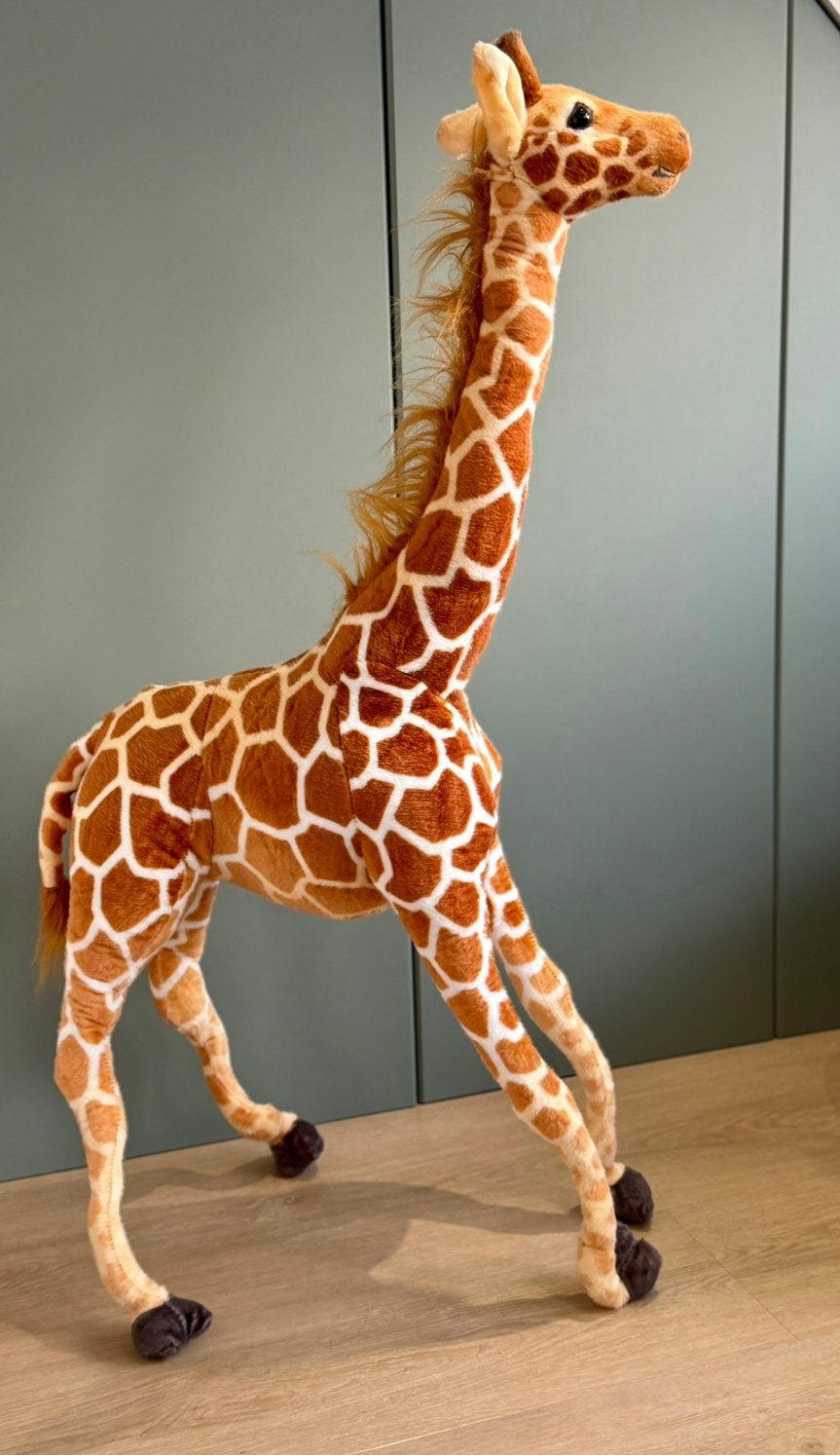 Grote knuffel giraffe 120 cm–prachtige decoratie kinderkamer, Ophalen, Giraf, Handgemaakt, Zo goed als nieuw