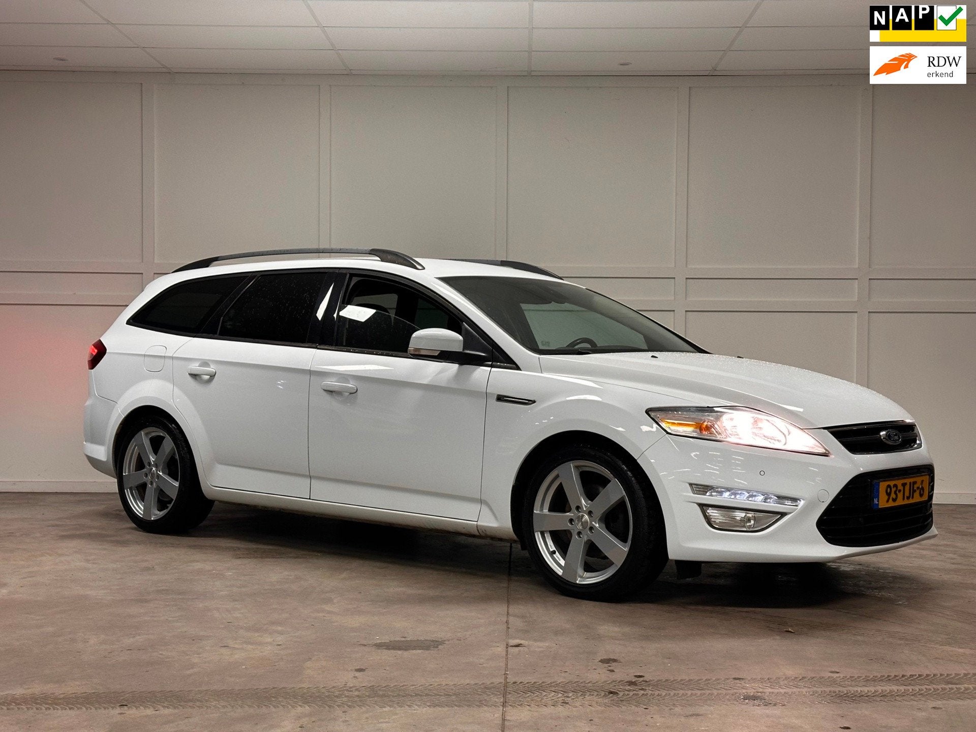 Ford Mondeo Wagon 1.6 TDCi ECOnetic Lease 2012, Auto's, Voorwielaandrijving, Euro 5, Stof, Gebruikt