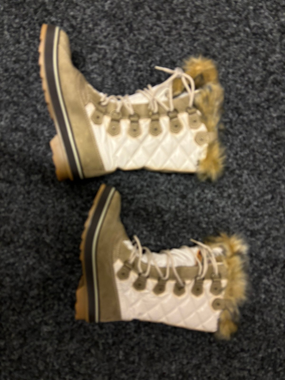 Nieuw beige snowboots merk Pier One maat 38, Beige, Snowboots, Nieuw, Ophalen of Verzenden