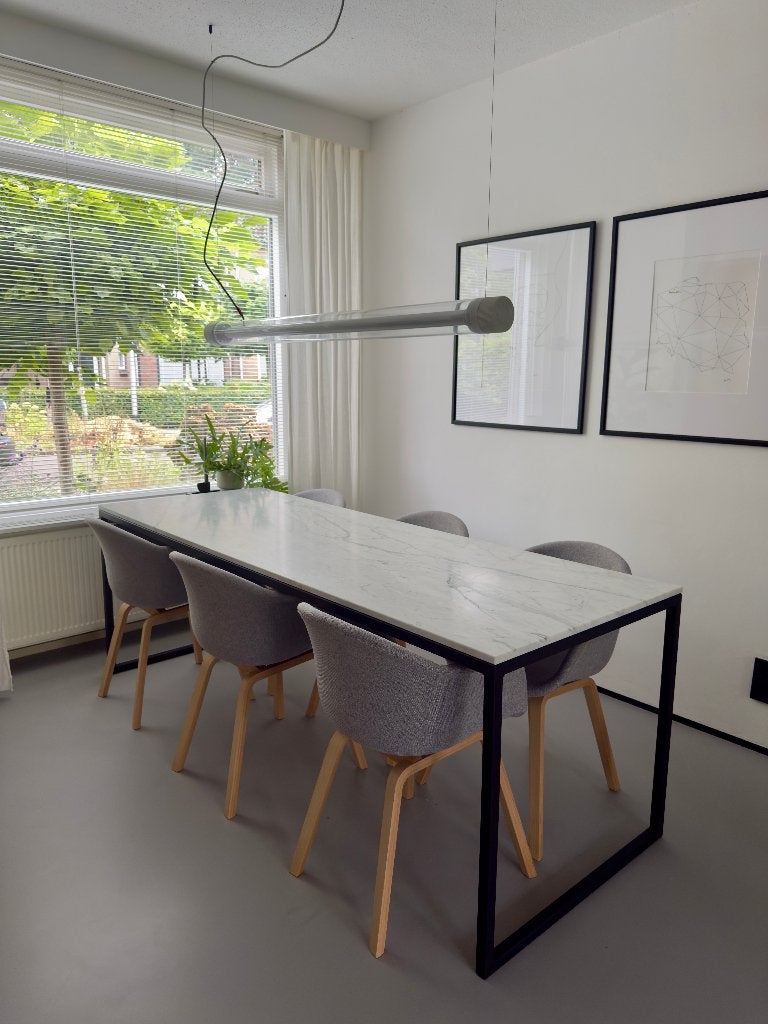 Eetkamer tafel met wit marmeren blad, Ophalen, Zo goed als nieuw, 75 cm of meer, 60 cm of meer