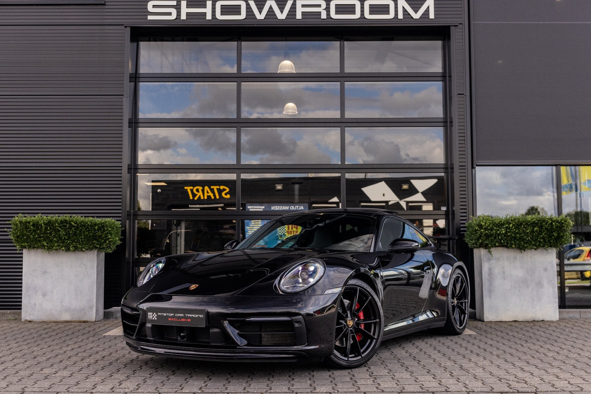 Porsche 911 3.0 Carrera 4 S, 450 PK, Sport-Design, BTW, Pano, Automaat, Automatische klimaatregeling, Gebruikt, 4 stoelen
