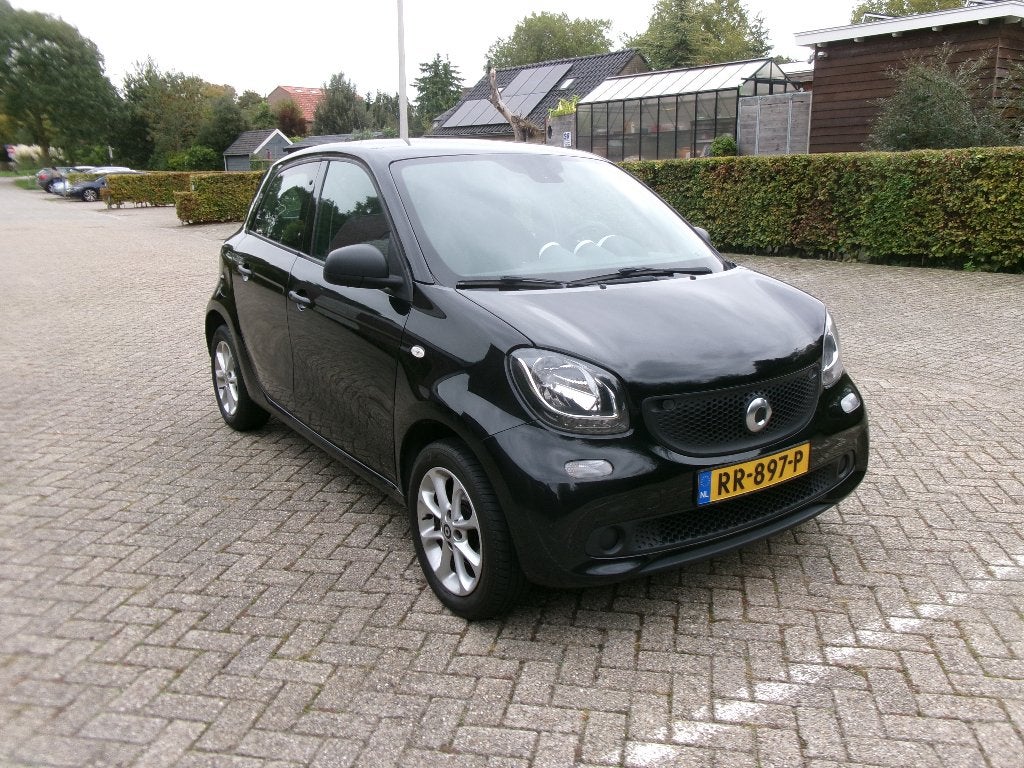 SMART FOR FOUR 1.0 PURE S&S ZWART AIRCO-NAVI-CRUISE 2018., Auto's, Dealer onderhouden, USB, 4 stoelen, Zwart