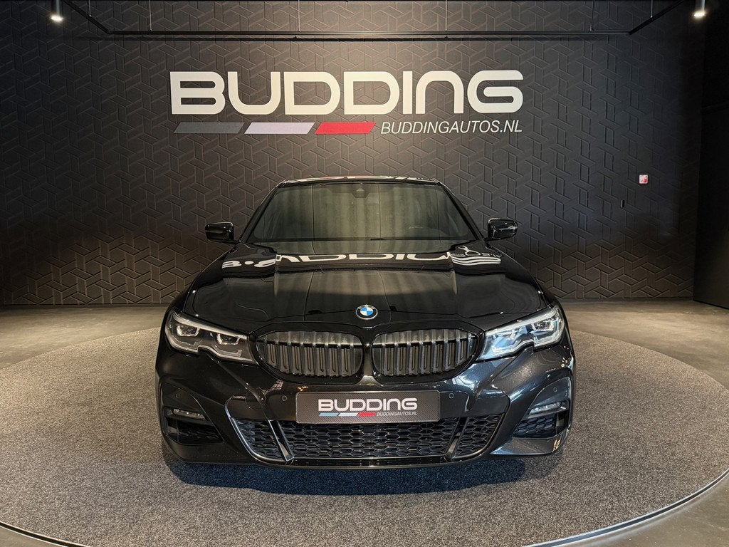 BMW 3-serie 320i High Exe | M-sport | Camera | CarPlay, Automaat, 1998 cc, Achterwielaandrijving, Gebruikt