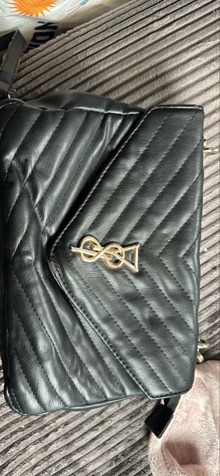 Zwarte schoudertas met YSL-logo, Ophalen, Gebruikt, Zwart, Schoudertasje