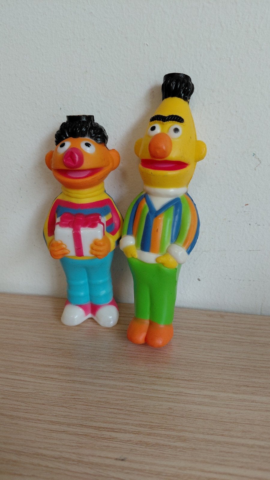 Bert en ernie poppetjes, Ophalen of Verzenden, Zo goed als nieuw