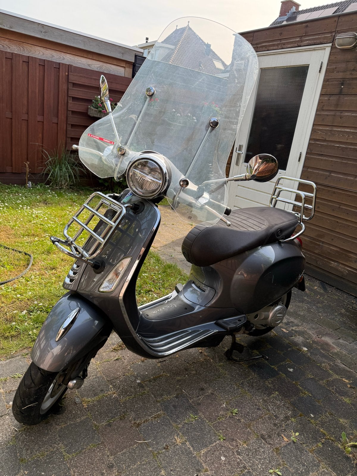 Vespa Primavera Touring 2022 met lage kilometerstand, Ophalen, Overige modellen, Zo goed als nieuw, Benzine
