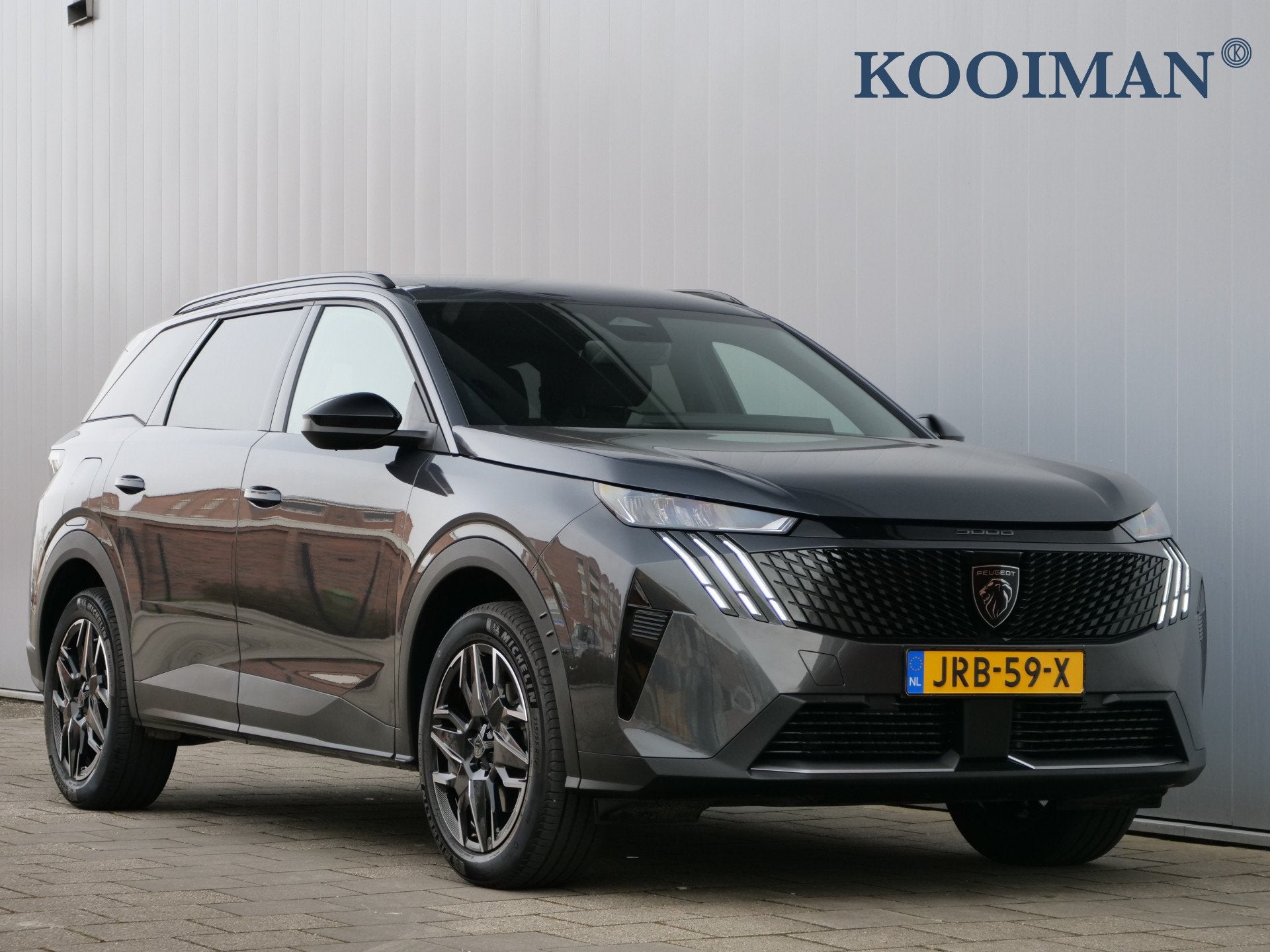 Peugeot 5008 1.2 Hybrid 145 Pk Allure Automaat 7 persoons Ap, Auto's, Peugeot, 145 pk, 1199 cc, Bedrijf, Hybride Elektrisch/Benzine