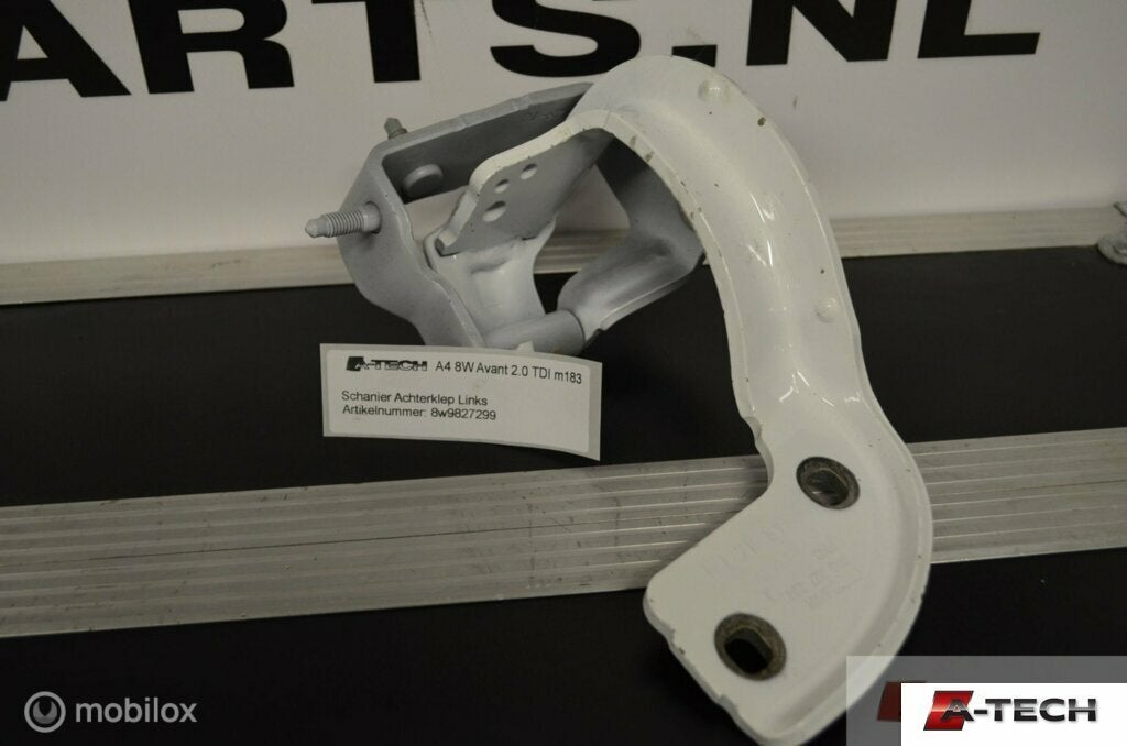 Achterklepscharnier links Audi A4 Avant B9 15-18 8w9827299, Audi, Gebruikt, Audi, Ophalen of Verzenden