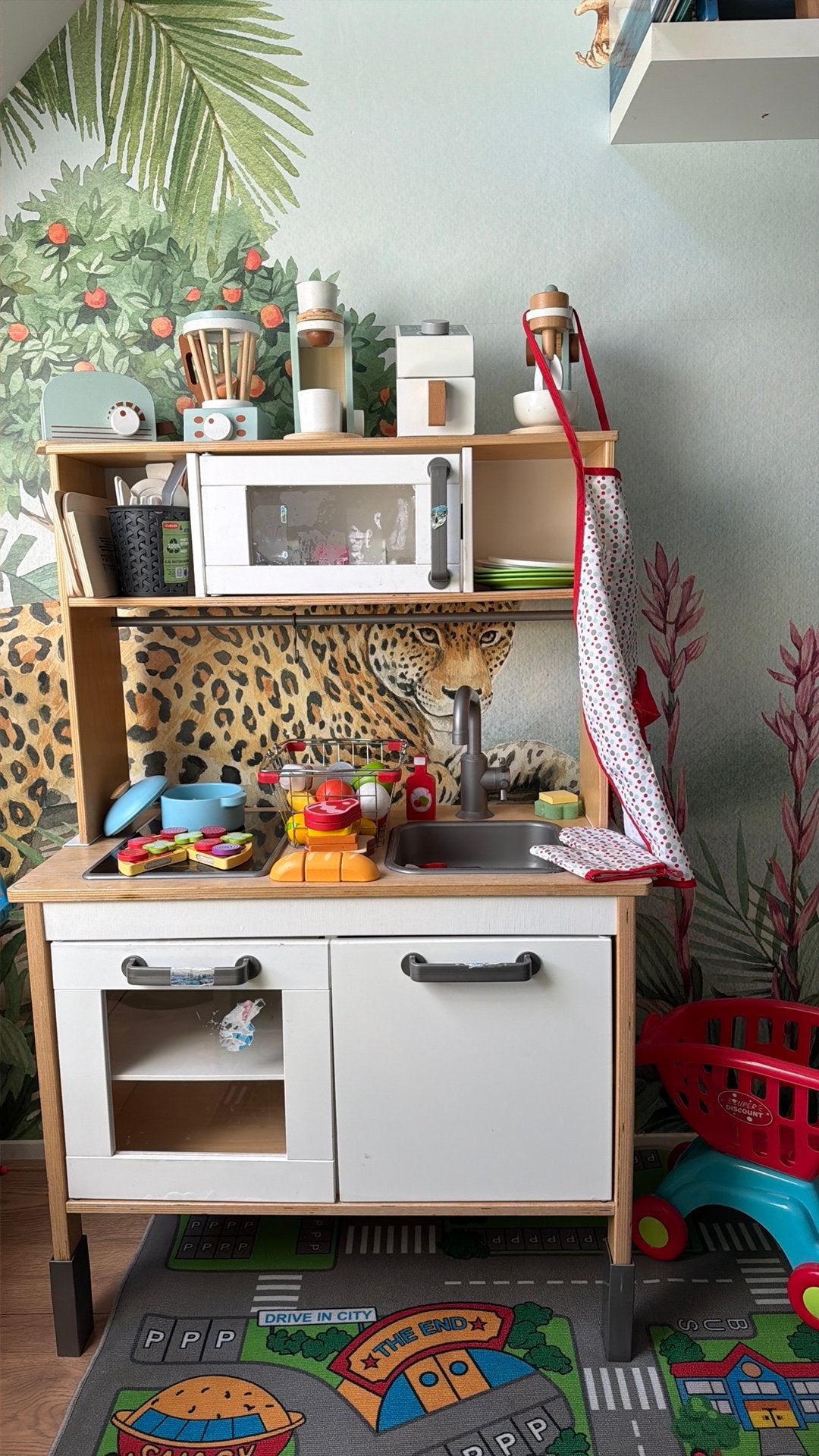 Ikea keukentje met heel veel accessoires!, Kinderen en Baby's, Speelgoed | Speelkeukens, Ophalen, Gebruikt, Hout, Speelkeuken-accessoire