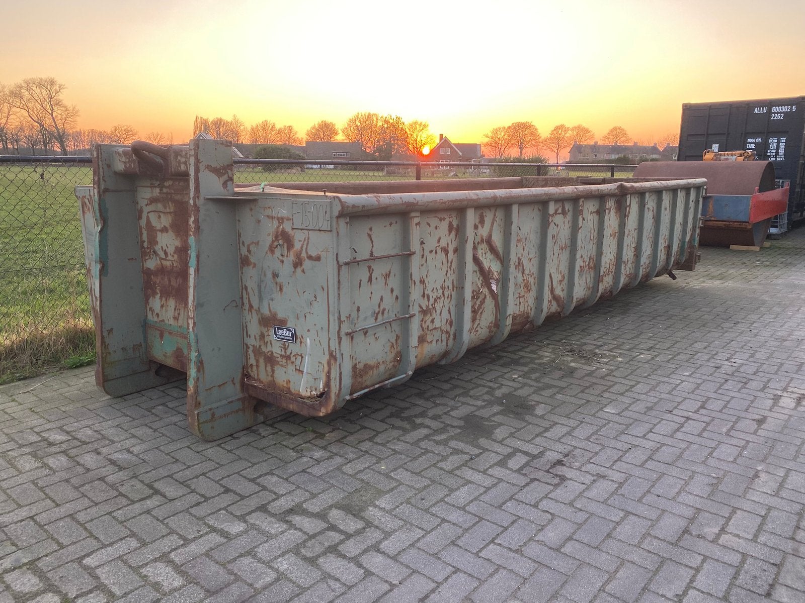 Haakarm container Leebur 15m3 NCH haak en kabelsysteem, Ophalen, Gebruikt, 200 cm of meer, Schuifpoort