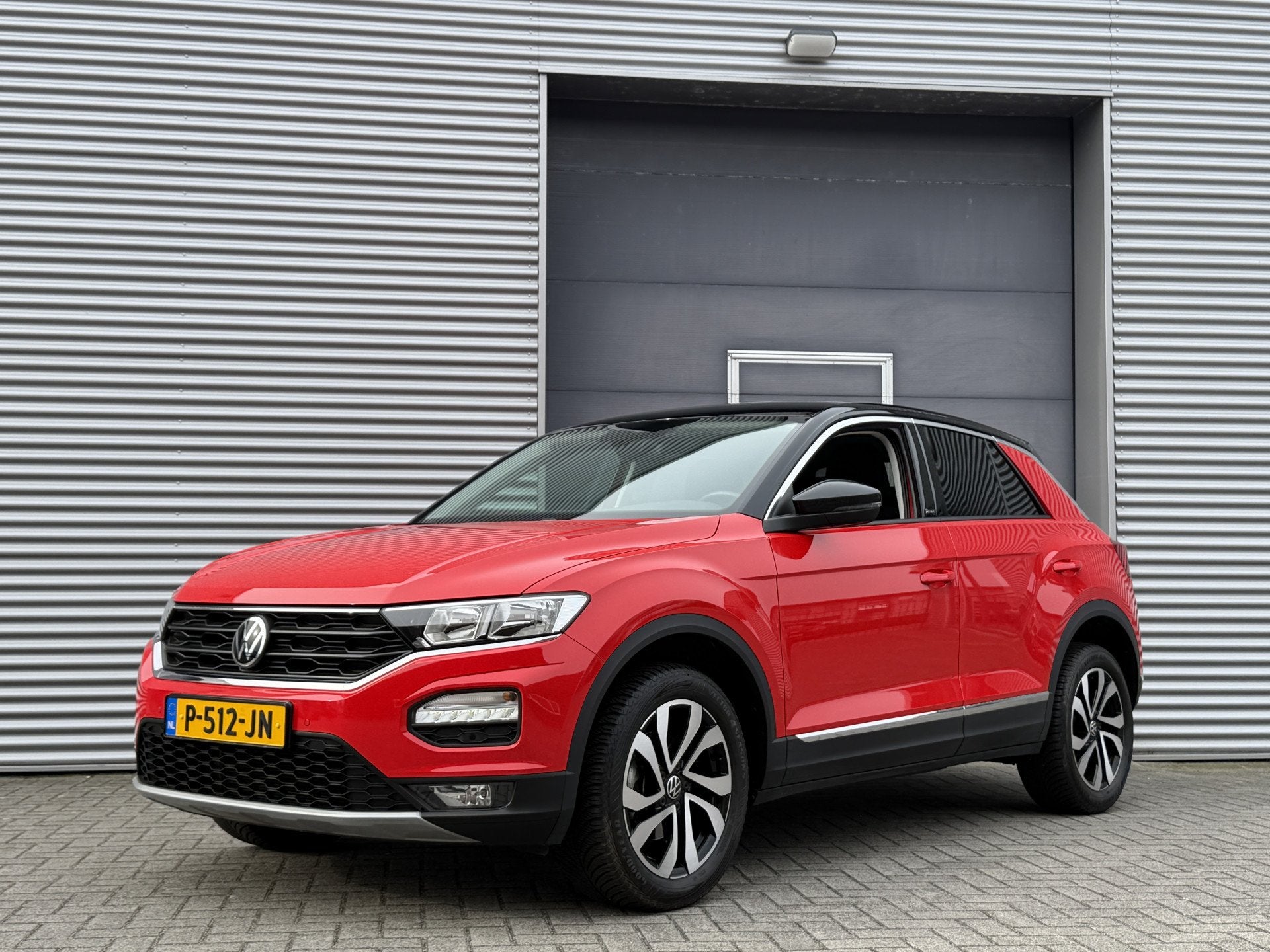 Volkswagen T-Roc 1.5 TSI Active I Automaat I Carplay I 20.00, 1254 kg, Stof, 4 cilinders, 150 pk