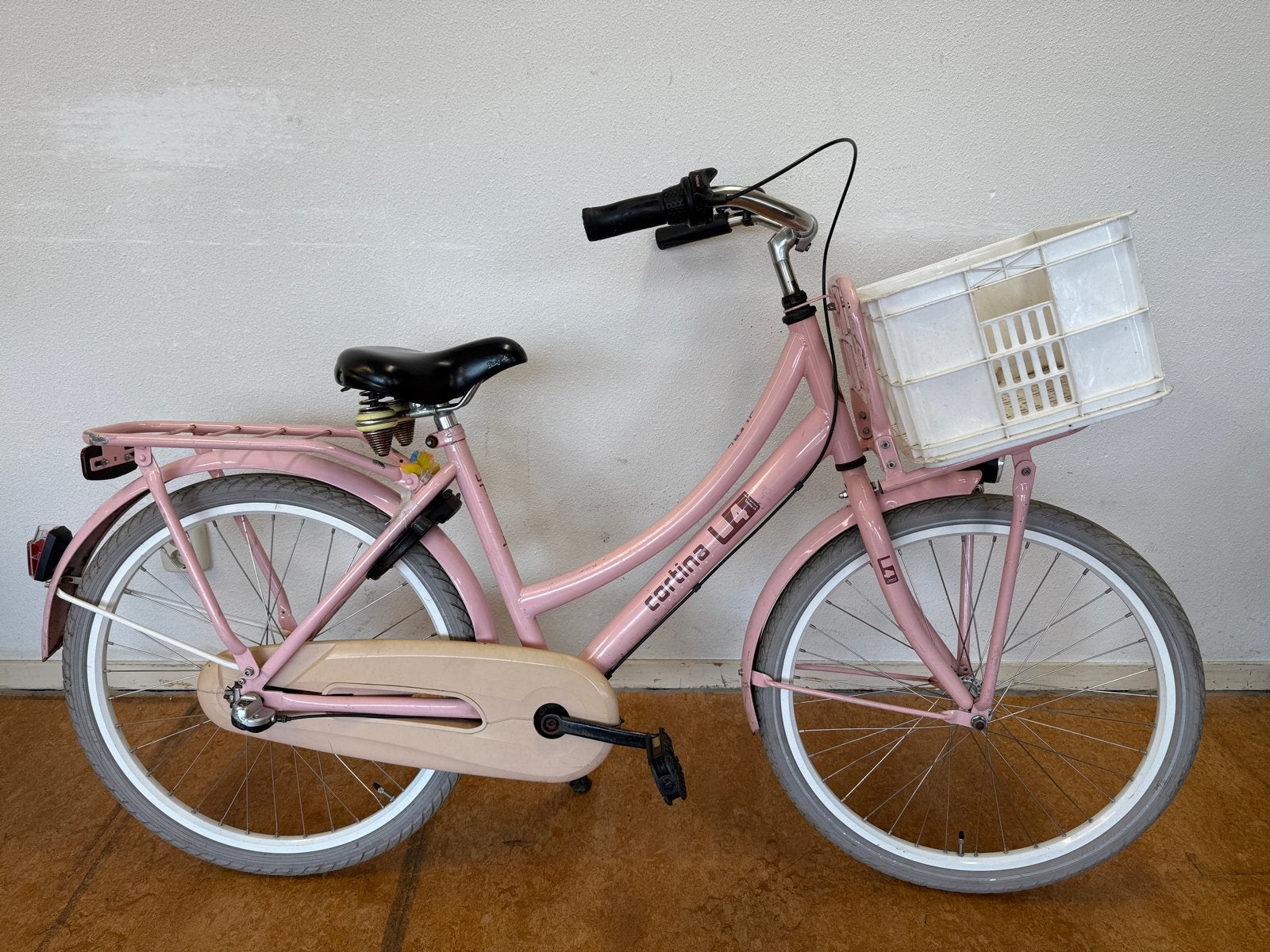 Cortina U4 Transportfiets Roze - 24 inch, Fietsen en Brommers, Fietsen | Meisjes, Terugtraprem, Versnellingen, Ophalen of Verzenden