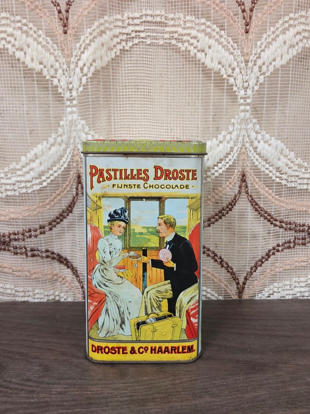 Vintage Droste cacao blik met klassieke afbeeldingen, Verzamelen, Blikken, Ophalen of Verzenden, Gebruikt, Overige, Droste