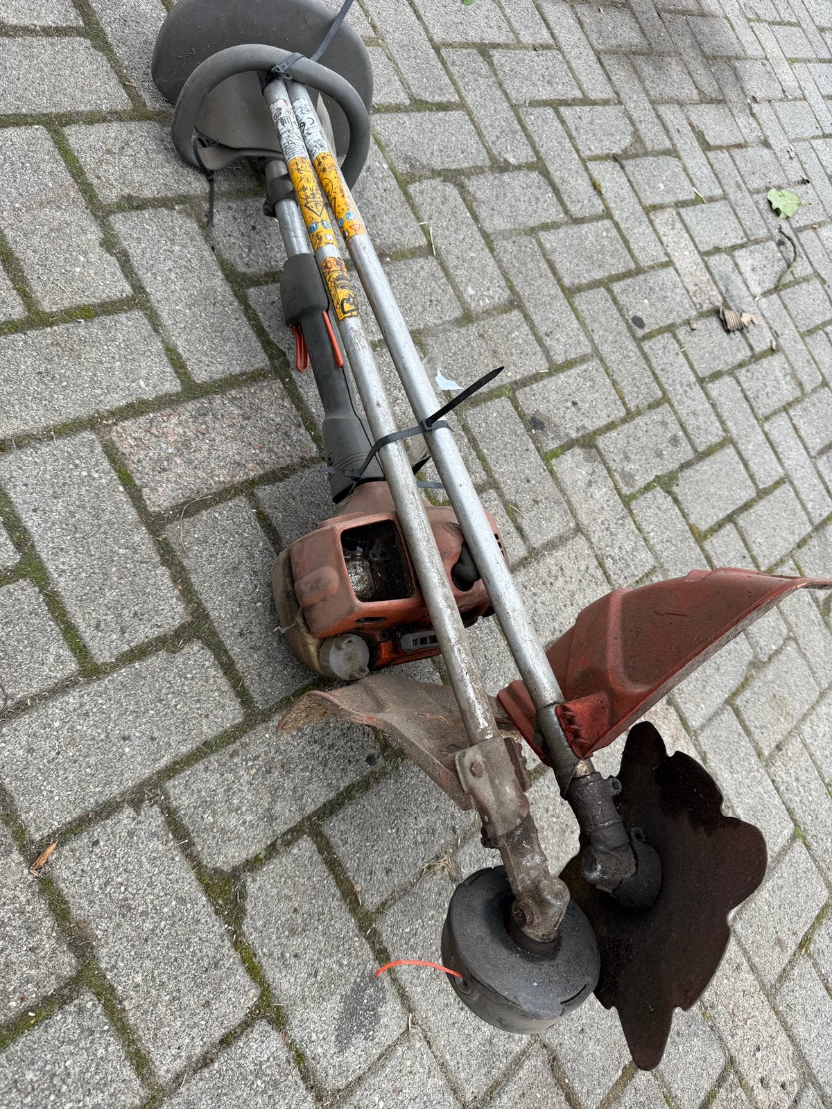Husqvarna combi machines, Ophalen, Zo goed als nieuw, Accu