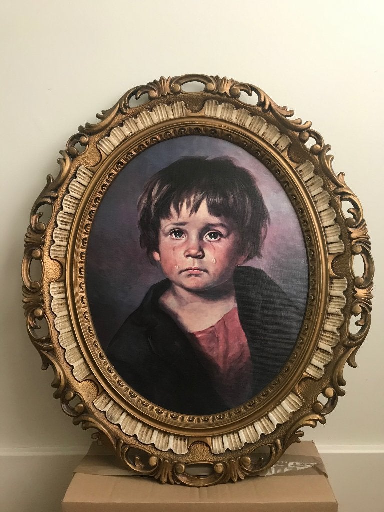 Grote lijst ovaal huilende jongen Crying boy retro kitch, Ophalen