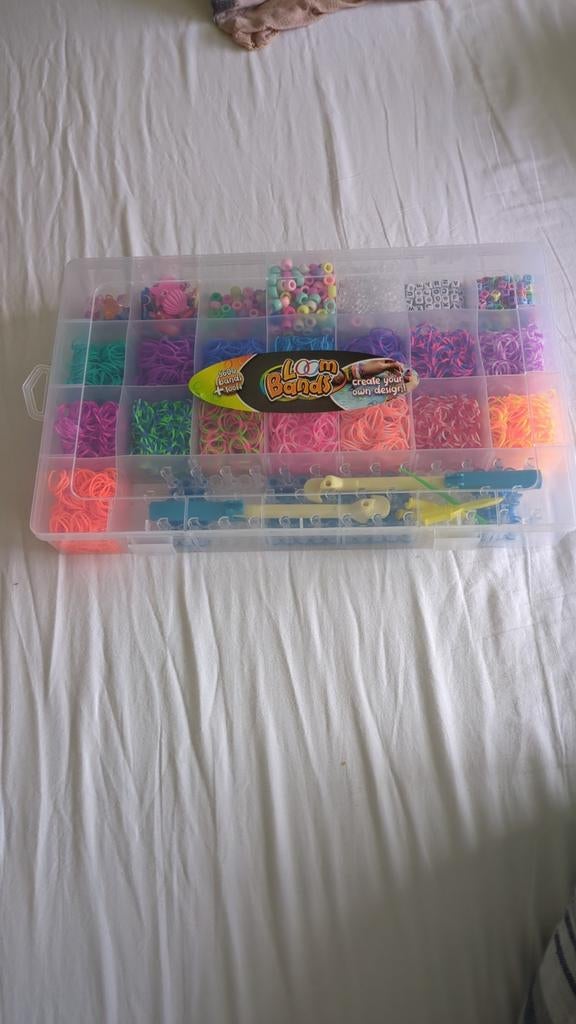 Loom Bands set compleet 5600 stuks met kralen en gereedschap, Ophalen of Verzenden, Nieuw, Overige typen