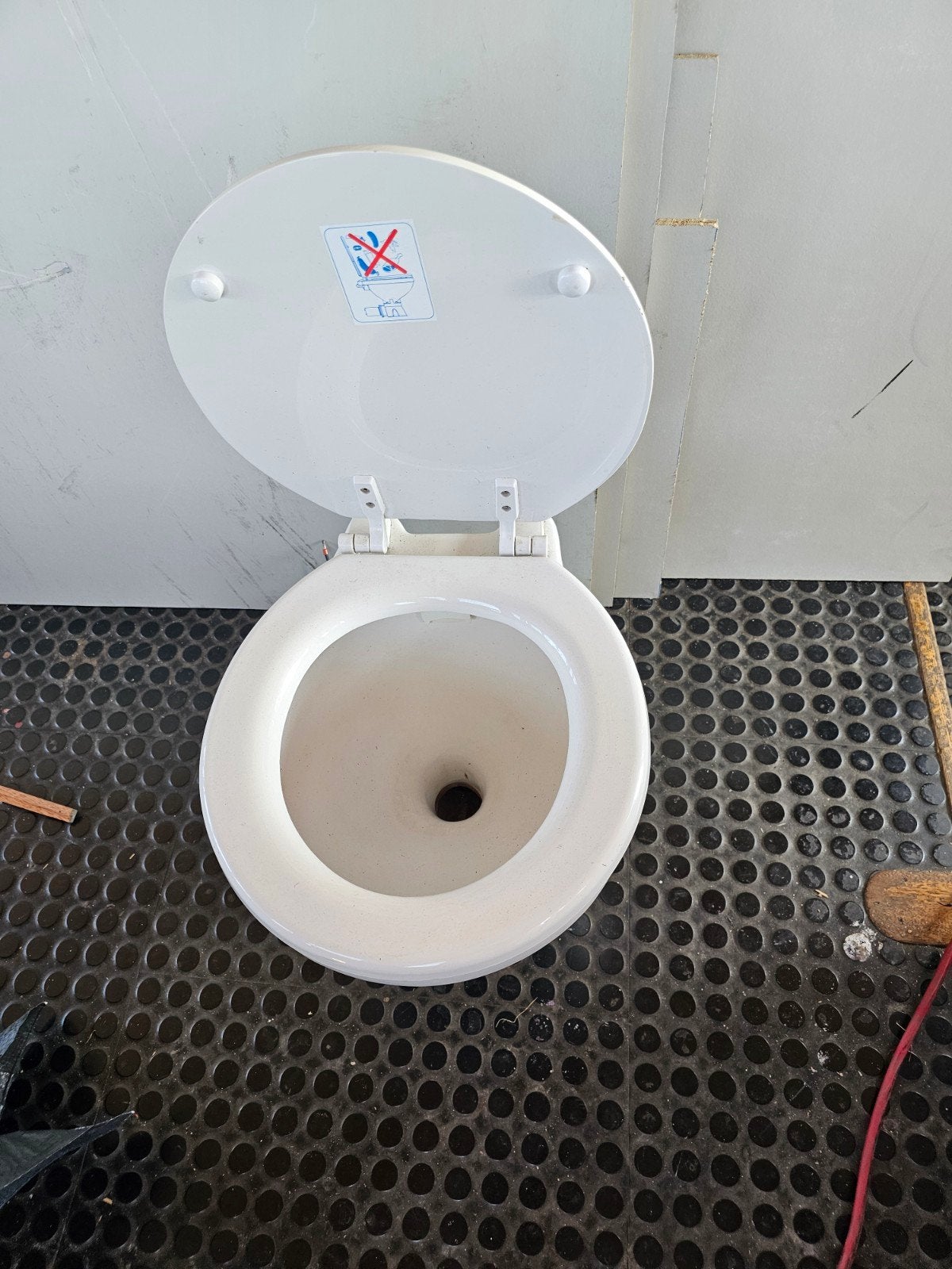 24 Volt Elektrisch Boot Toilet, Watersport en Boten, Accessoires en Onderhoud, Ophalen, Gebruikt, Kombuis en Sanitair