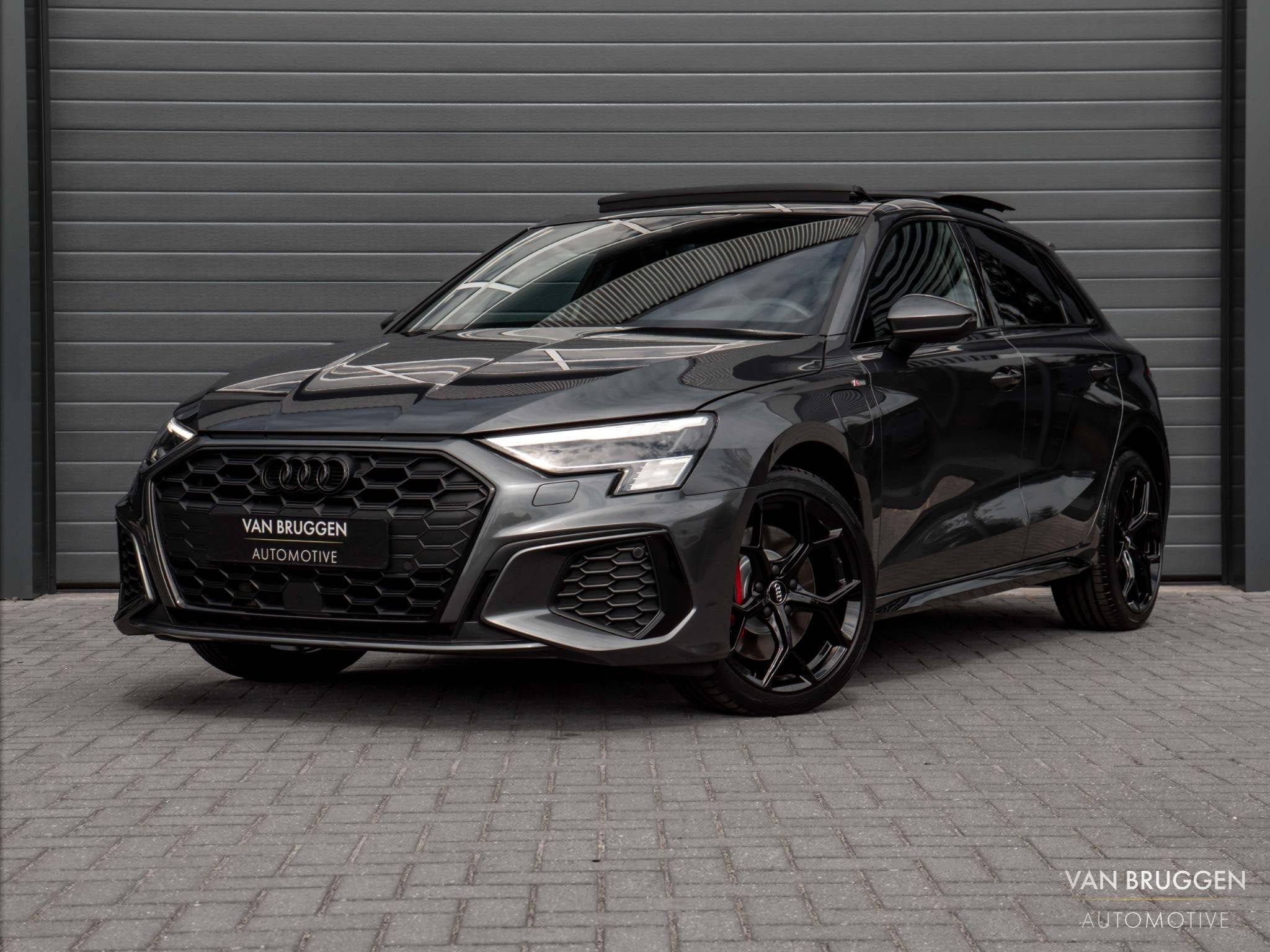 Audi A3 Sportback 45 TFSI e S-Line Pano RS-Stoelen B&O Sfeer, Auto's, Audi, Dealer onderhouden, Gebruikt, Euro 6, 4 cilinders