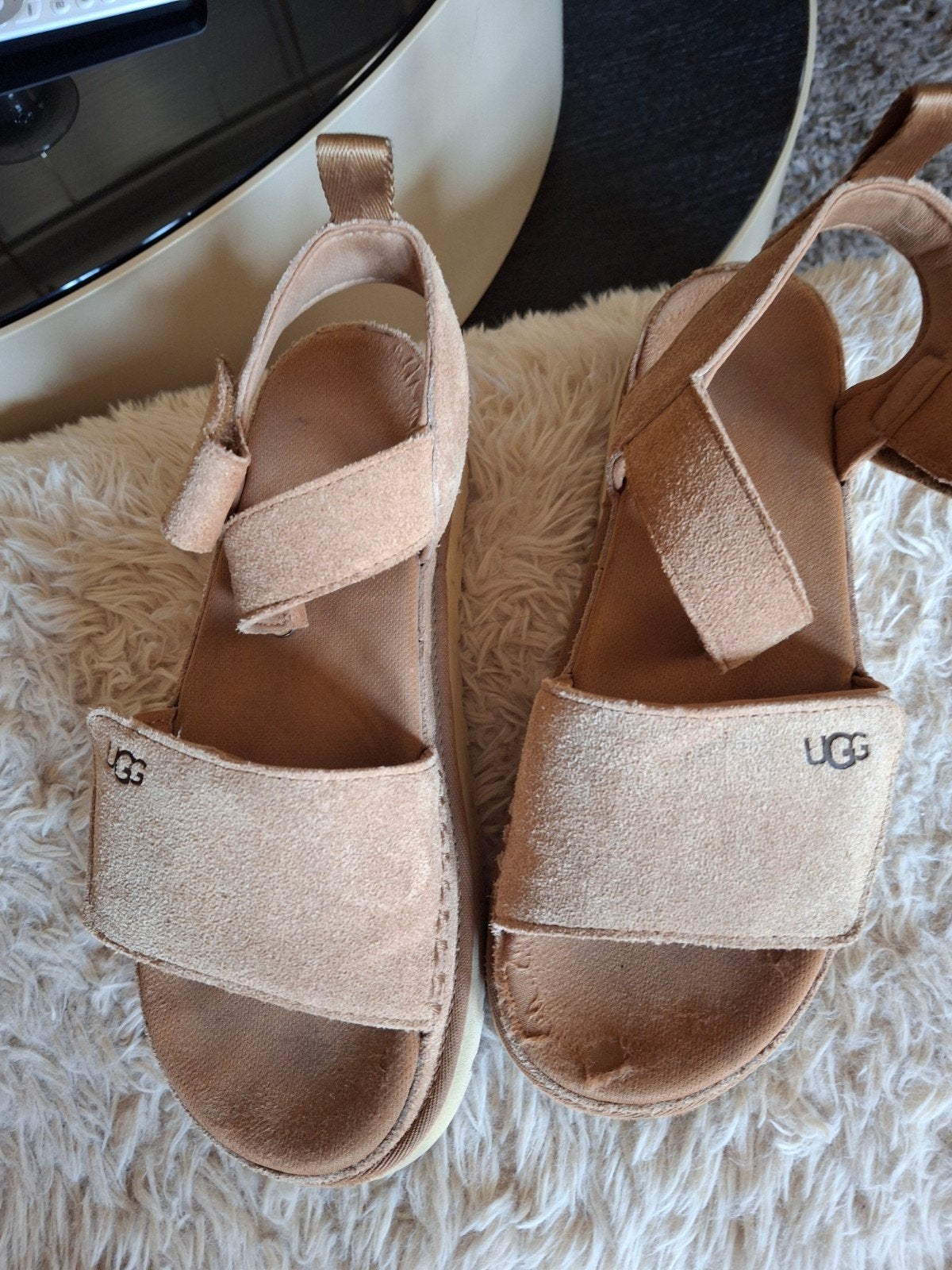 Ugg weinig gedragen, Kleding | Dames, Ophalen of Verzenden, Zo goed als nieuw, Bruin