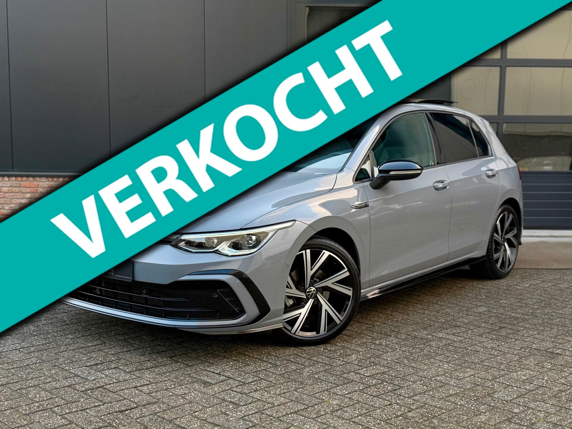 Volkswagen Golf 1.5 eTSI R-Line Vol Opties Pano/H&K/Garantie, 4 cilinders, 150 pk, Bedrijf, 1500 kg