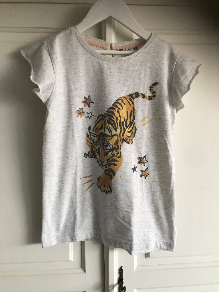 t-shirt met tijger (Tumble 'n Dry) 146/152, Kinderen en Baby's, Kinderkleding | Maat 146, Tumble 'n Dry, Gebruikt, Meisje, Ophalen of Verzenden