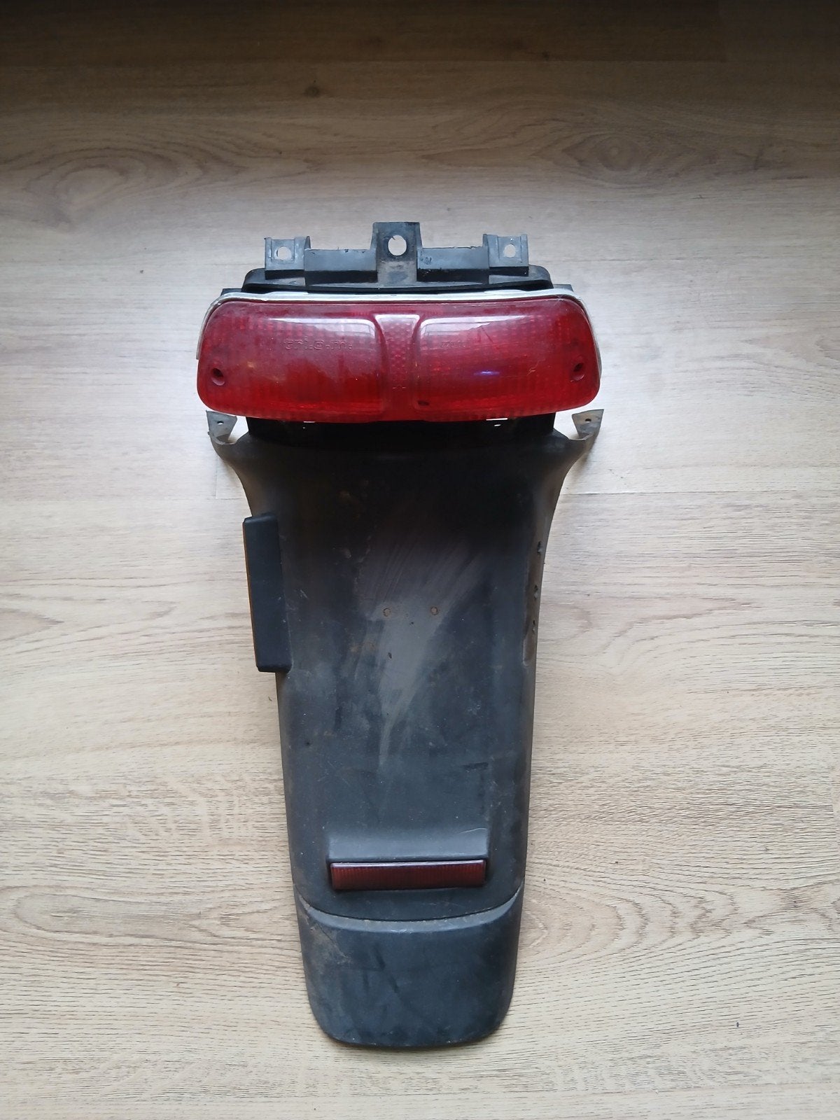 Spatbord typhoon met achterlamp, Ophalen of Verzenden, Overige typen