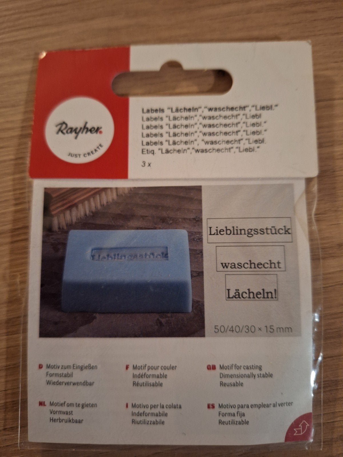 Rayher Gietlabels Set - "Lieblingsstück" & "waschecht", Overige thema's, Nieuw, Meerkleurig, Ophalen of Verzenden