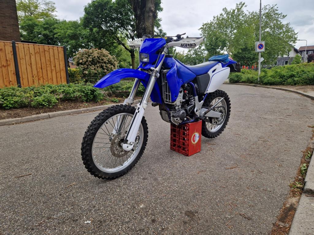 Yamaha yz426f enduro met kenteken, Motoren, Particulier