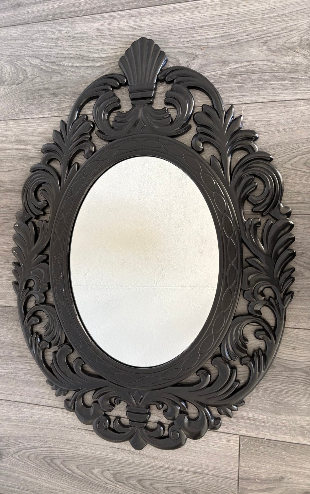 Barok/Rococo Ovale Wandspiegel met Zwart Gesneden Lijst, Ophalen of Verzenden, Ovaal, 50 tot 100 cm, Minder dan 100 cm