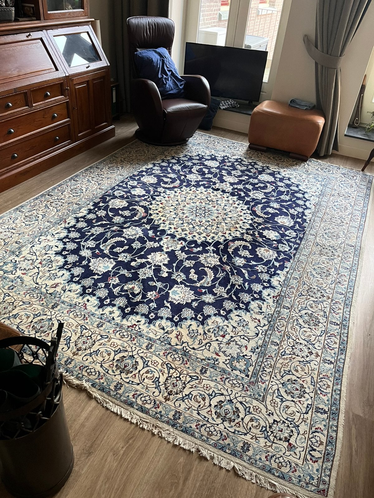 Handgeknoopt Perzisch Nain tapijt -  250 x 350, Huis en Inrichting, Stoffering | Tapijten en Kleden, Ophalen, Gebruikt, Blauw
