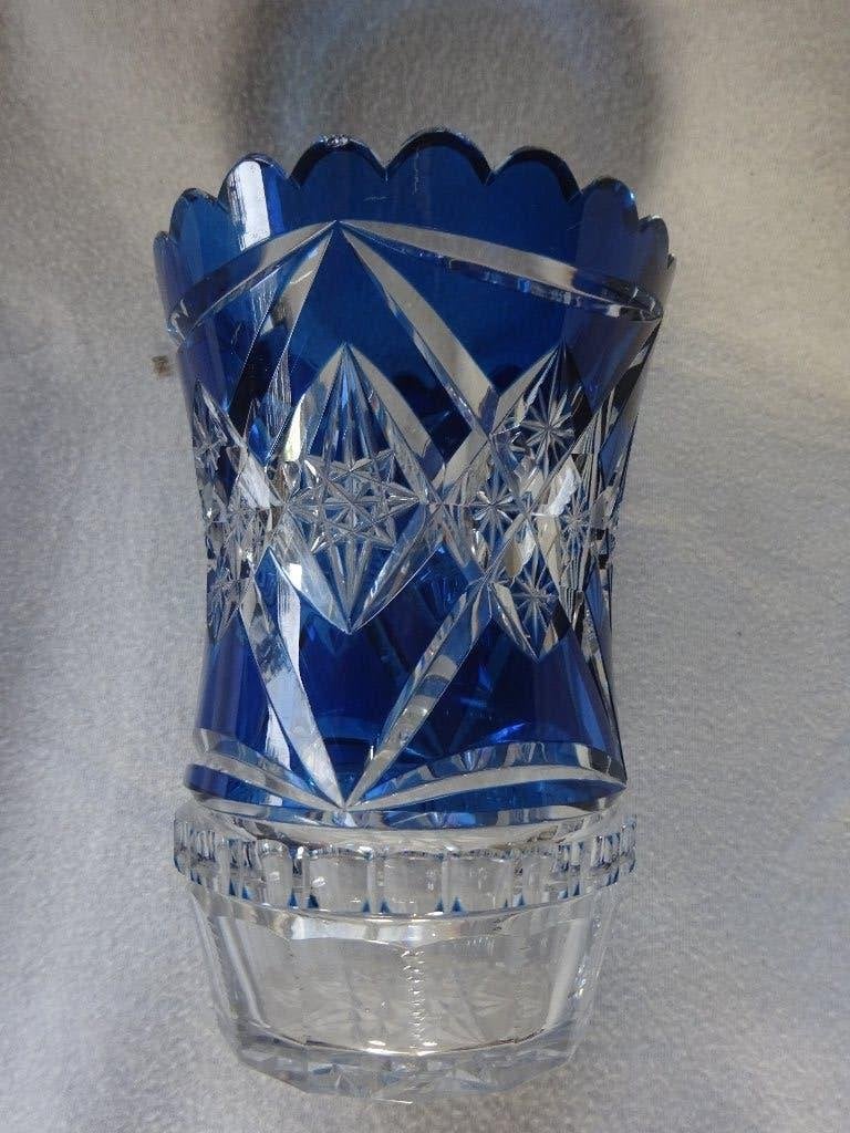 Boheems glazen vaas, Blauw transparant., Antiek en Kunst, Ophalen of Verzenden
