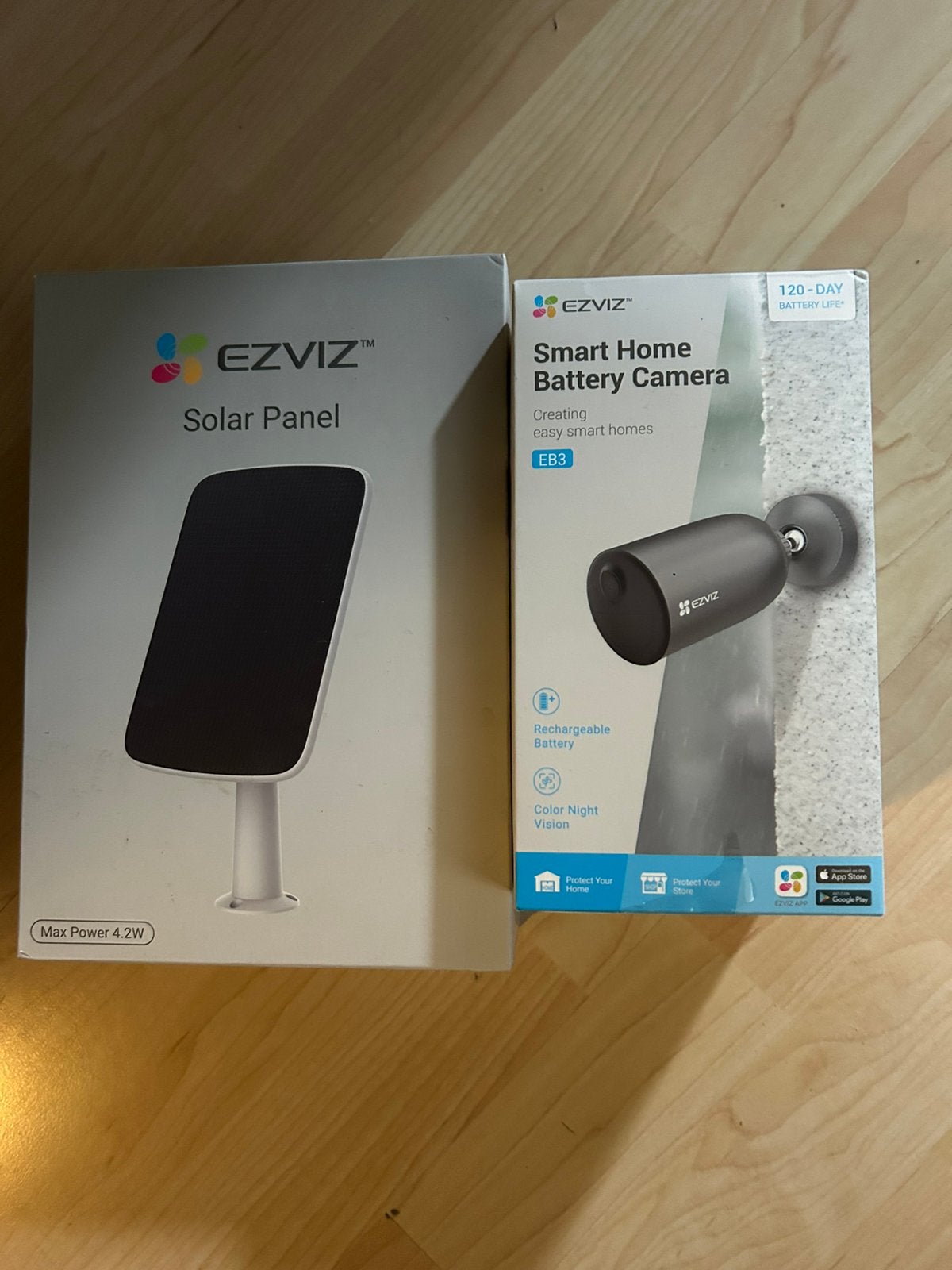 Buitencamera Ezviz met Zonnepaneel, Ophalen of Verzenden, Zo goed als nieuw, Netvoeding, Minder dan 50 watt