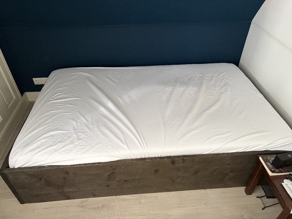 Bed Steigerhout Donkerbruin (Twijfelaar), Ophalen, Gebruikt, Bruin, Steigerhout