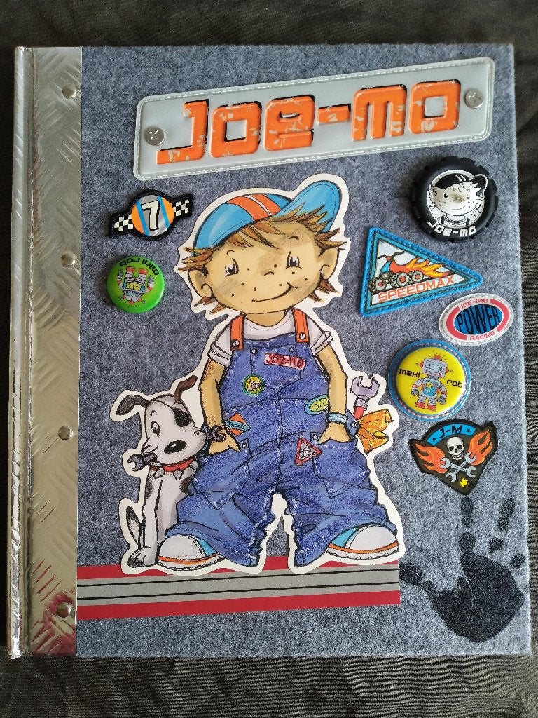 Joe-mo (groot prentenboek, met stof, buttons etc), Boeken, Ophalen of Verzenden, Zo goed als nieuw, Jongen, Fictie algemeen