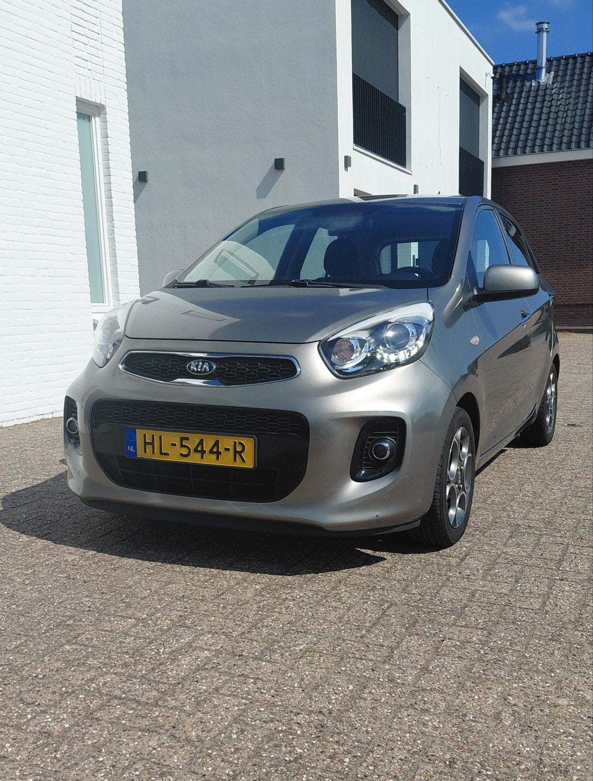 Kia Picanto 1.0 Cvvt 5-DRS 2016 Grijs, Overige kleuren, Origineel Nederlands, 24 km/l, Handgeschakeld