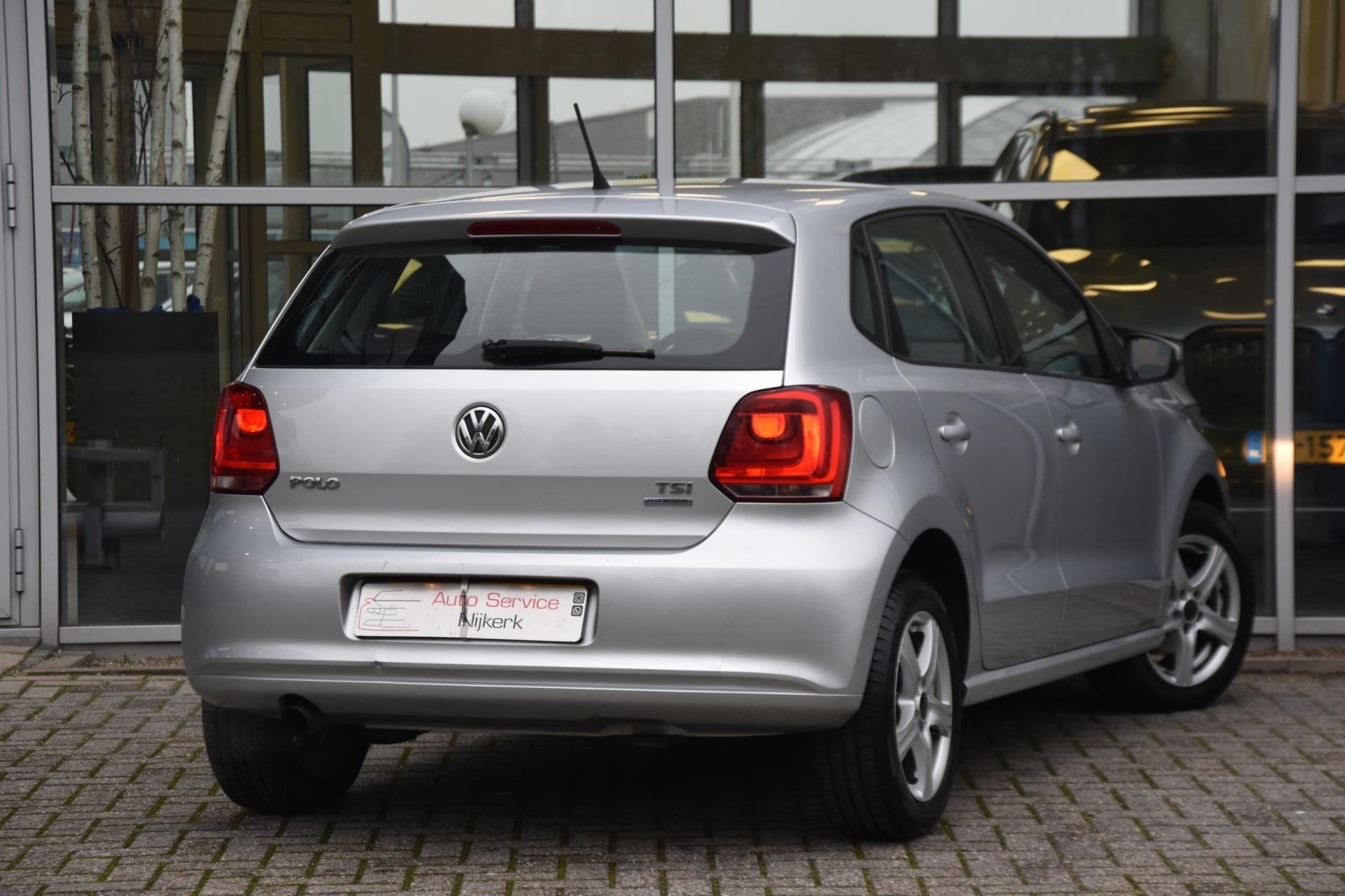Volkswagen Polo 1.2 TSI Navi CarPlay Airco 5Drs NAP BlueMoti, Voorwielaandrijving, Euro 5, Stof, Zwart