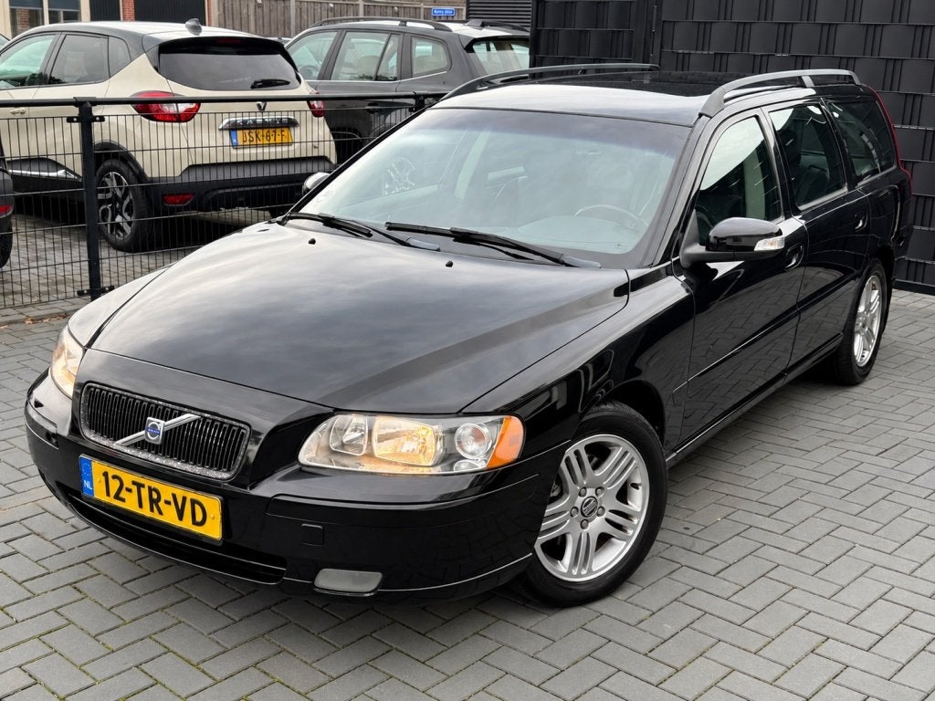 Volvo V70 2.4 Edition| 2007| LEER| CLIMA| CRUISE| LM| NAP, Auto's, Leder en Stof, Zwart, 1470 kg, 170 pk