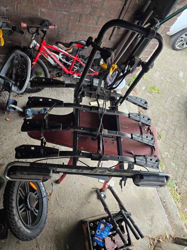 Eufab Amber 4 fietsendrager voor 4 fietsen, Fietsen en Brommers, Fietsaccessoires | Bagagedragers, Gebruikt, Ophalen of Verzenden