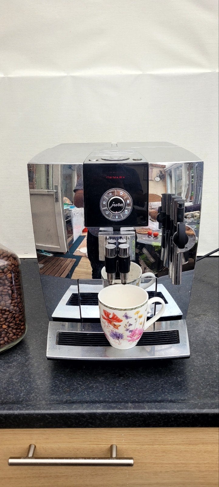 Jura Impressa J9 volautomatische koffiemachine, Ophalen of Verzenden, Gebruikt