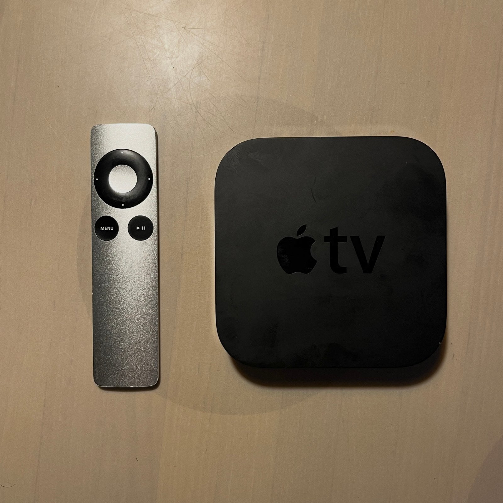 Apple TV met afstandsbediening en kabel, Audio, Tv en Foto, Mediaspelers, Ophalen of Verzenden, Gebruikt, HDMI