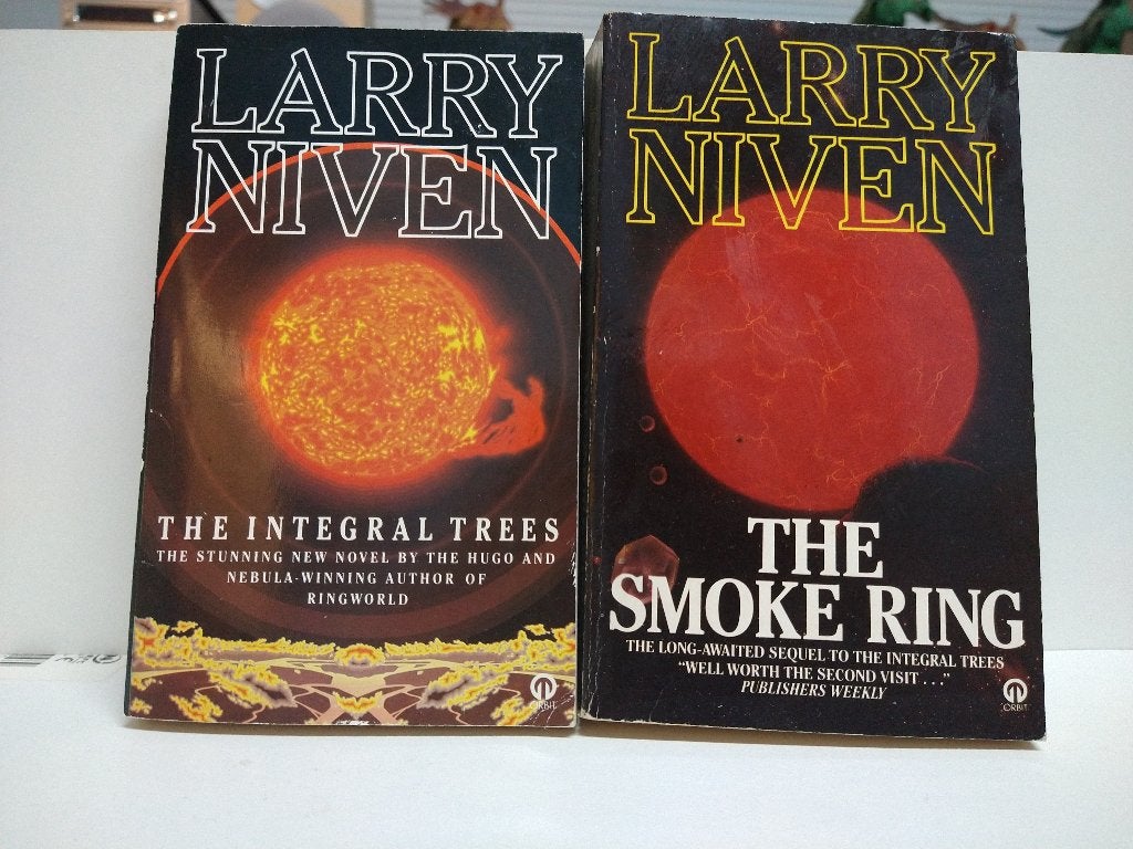 LARRY NIVEN - VINTAGE COLLECTION THREE (2 ENGLISH PB), Verzenden, Zo goed als nieuw, LARRY NIVEN