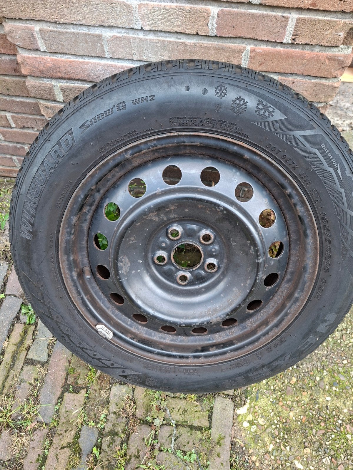 winterbanden met velg 195/60 R16, Ophalen, 16 inch, Banden en Velgen, Winterbanden